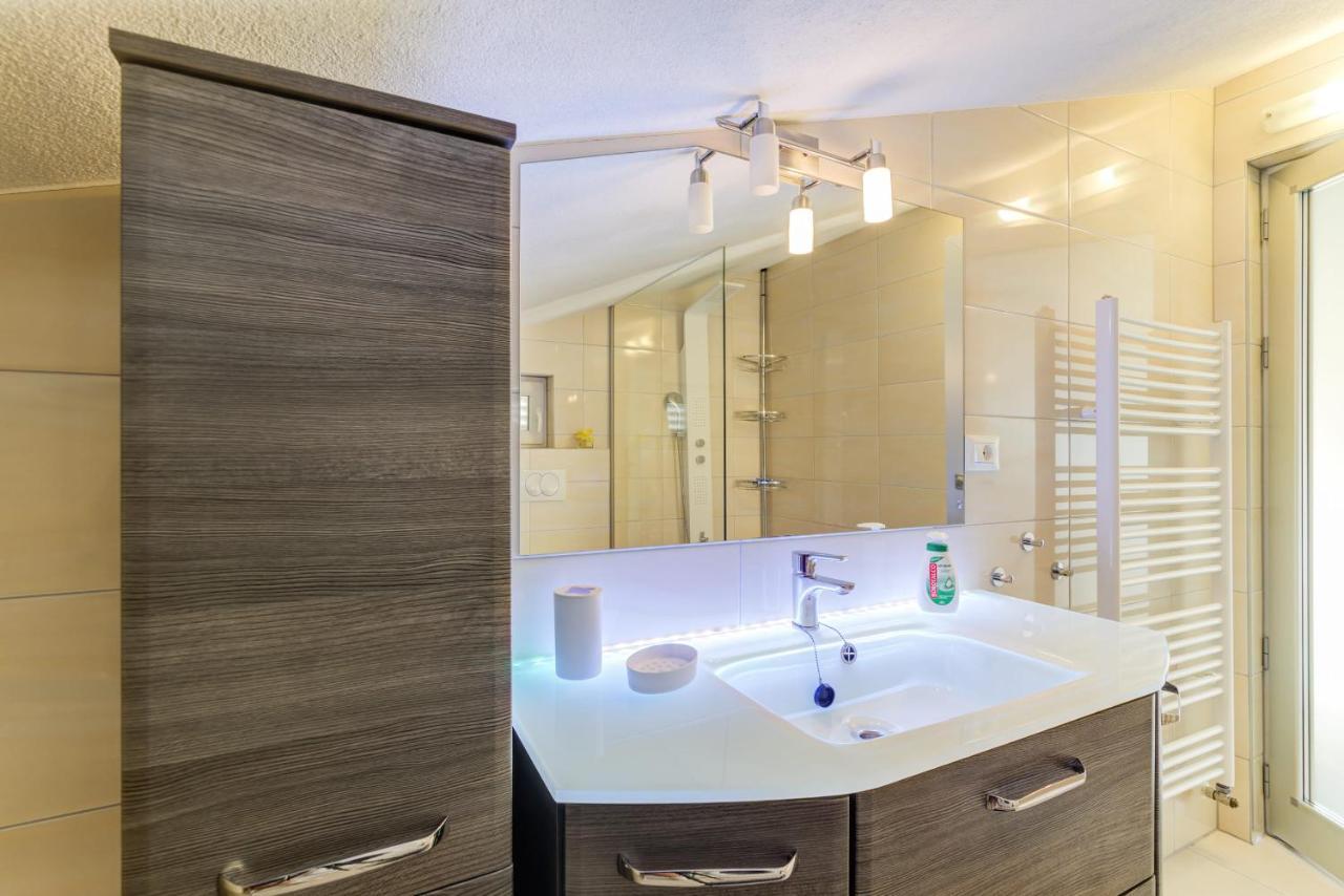 Apartment Cosic Green 克罗诺维察 外观 照片