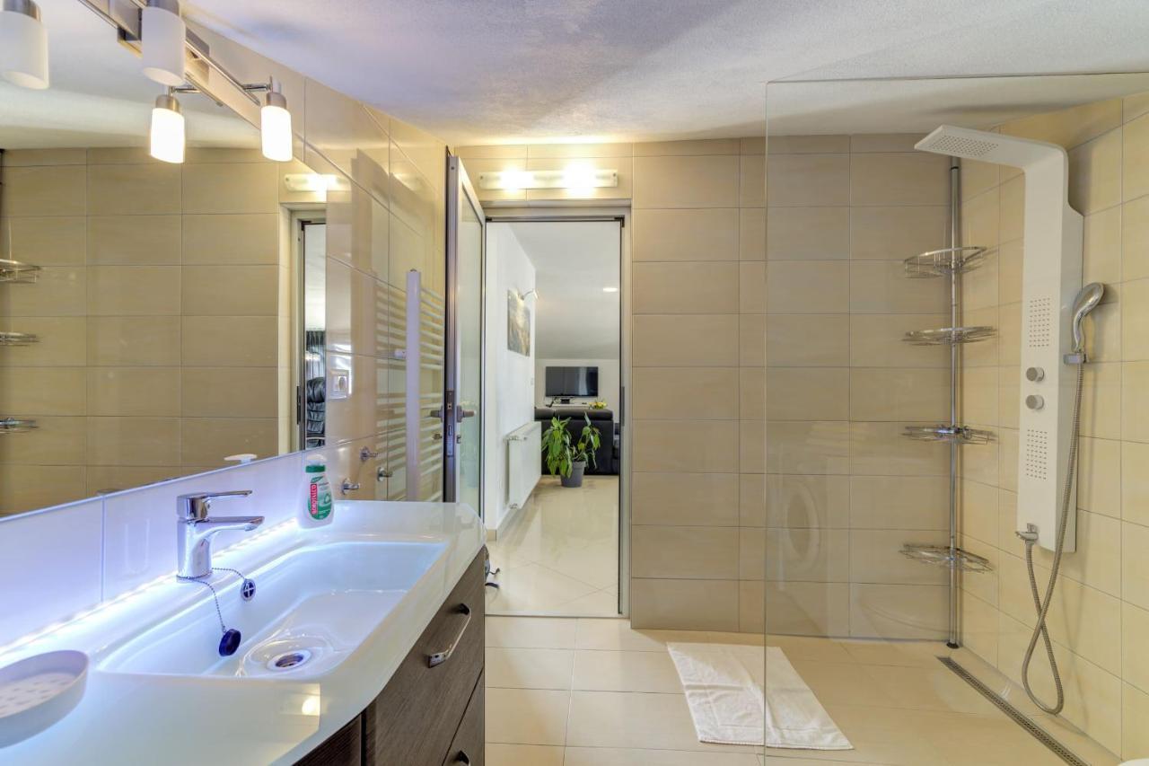 Apartment Cosic Green 克罗诺维察 外观 照片