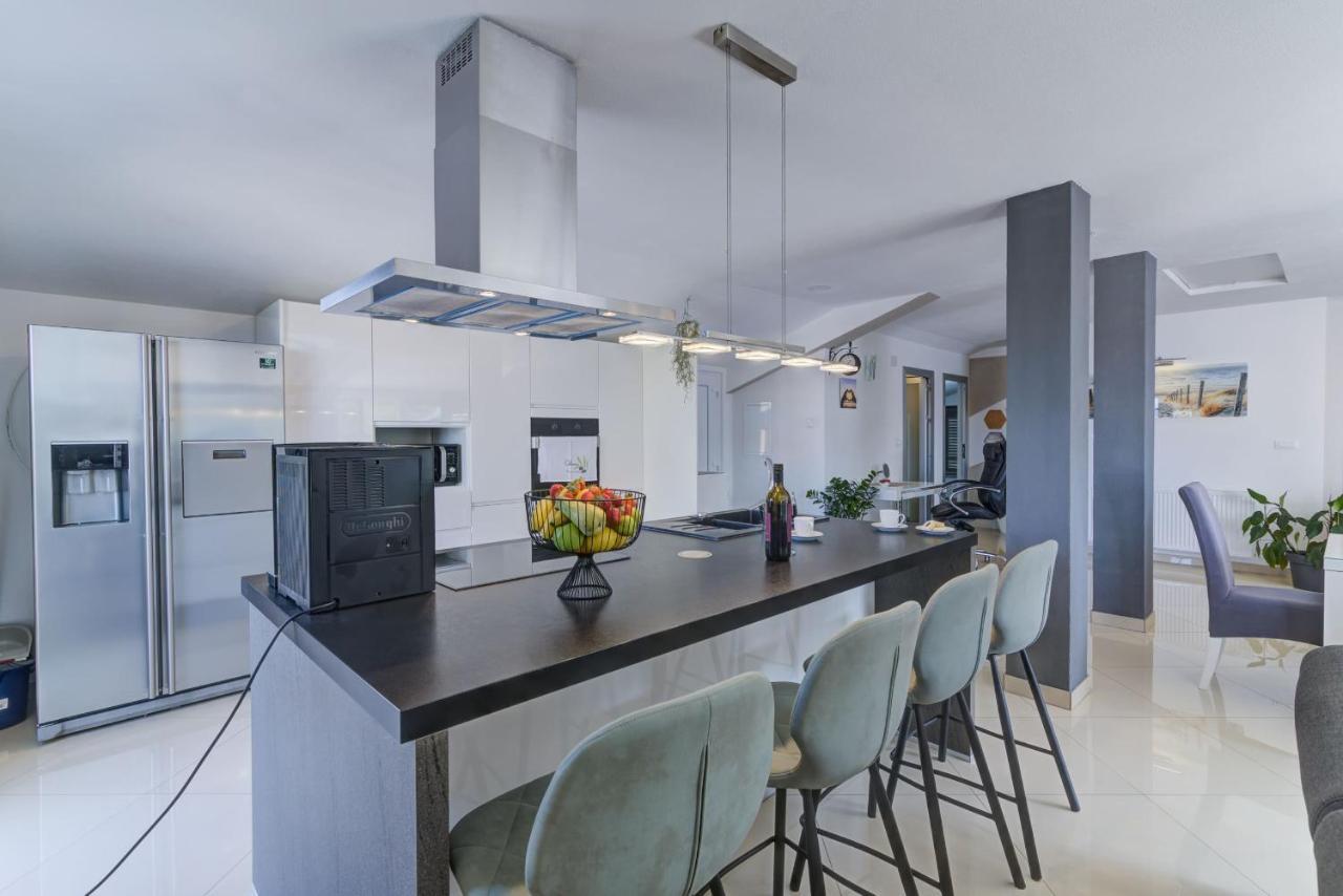 Apartment Cosic Green 克罗诺维察 外观 照片